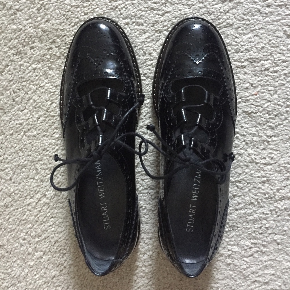 Stuart Weitzman Lace-up leather Oxford Shoes - Size 6.5 Women